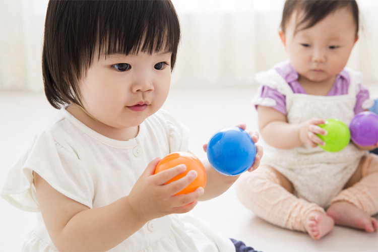 土日祝休み / 午後のみ遅番 / 週3日から / 小菅駅エリアの認可保育園