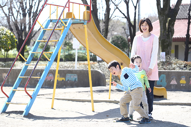 スタッフ派遣紹介実績あり / 子どもの発達を考えた保育 / ブランクあり歓迎【ふじみ野保育園/ふじみ野駅】