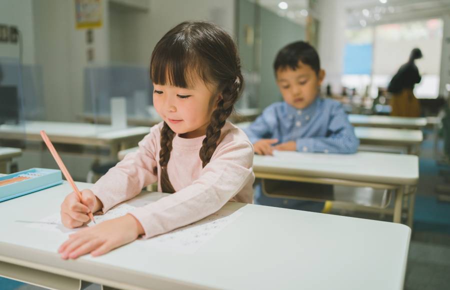 経験不問 / 特別休暇あり / 完全週休二日制 / 中野富士見町駅エリアの学童保育施設